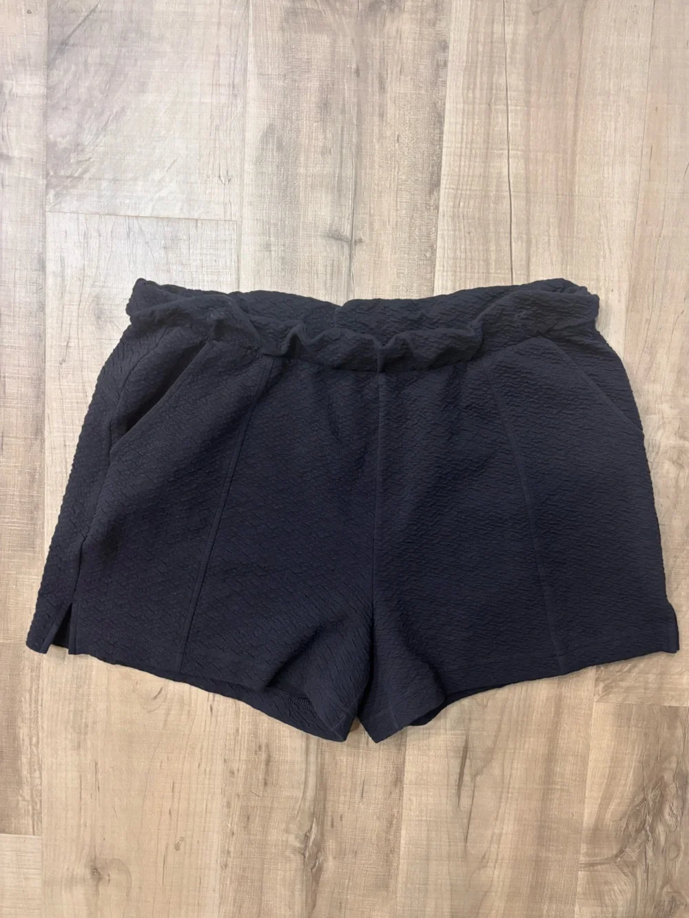 Zella Black Textured Elastic Waist Shorts
